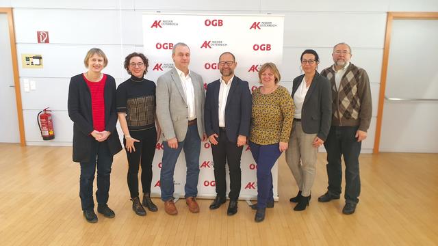 1. Institutionen-Gipfel mit Ulrike Schober, Anna Schrittwieser, Bernhard Rauner, Alfred Jordan, Sabine Tastel-Moustafa, Jutta Mattersberger und Manfred Nowak.