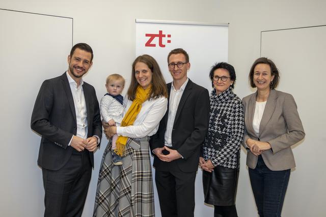 Robert Rieder (Mitte) wurde von LR Sebastian Schuschnig (links) als neuer Kärntner Ziviltechniker angelobt.