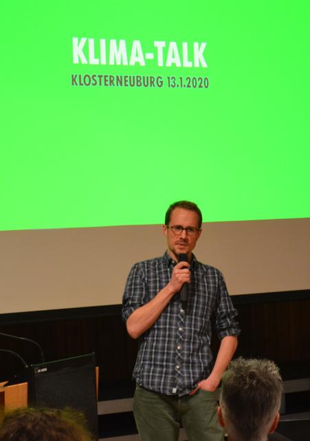 Daniel Bayer moderierte den Klimatalk auf Einladung der Parents for Future Klosterneuburg.