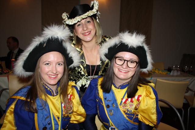 Kamen aus Millstatt: Larissa, Anita und Sarah.