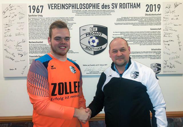 Neo-Trainer Rak mit der ersten Neuverpflichtung Max Aitzetmüller