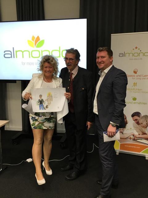 V.l.nr.: Regina Engel, Johann Salzwimmer, Alexander Lerch, MBA von almondo