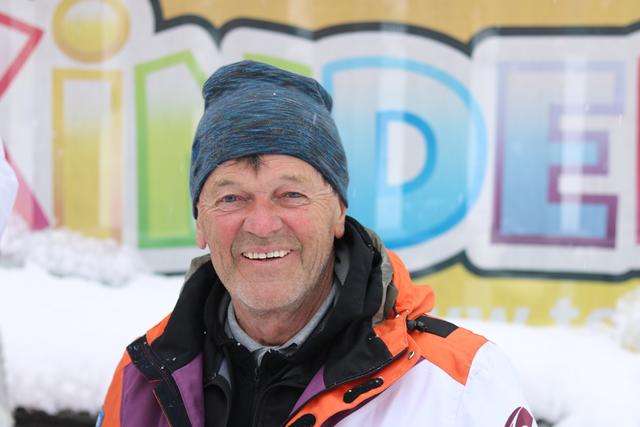 "Mich stört rücksichtsloses Fahren, vor allem kreuzen durch Skischulgruppen." (Vitus Tom, Skilehrer)