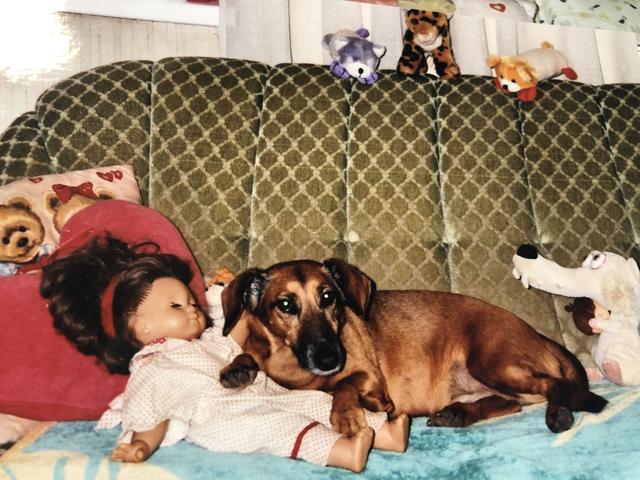 Susi mit ihrer Lieblingspuppe | Foto: Gilbert Stoffela