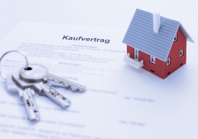 Immobilien in Tourismusgemeinden sind begehrt – auch bei den Urlaubern als Zweitwohnsitze. Das stört die Einheimischen.