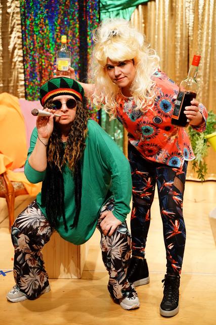 Tatort Gartenzaun: Petra Kada-Damith, Kerstin Belohuby | Foto: Faschingsgilde Maria Gail