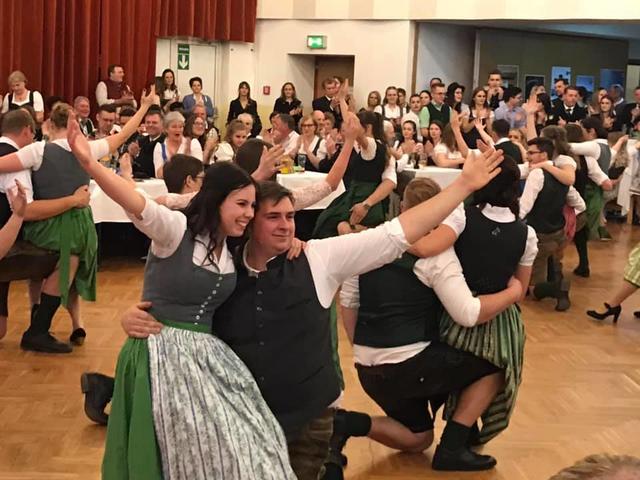 Schwungvolle steirische Polonaise, die die vielen Gäste begeisterte. | Foto: KK