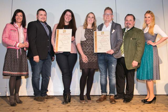 WKOÖ-Vizepräsidentin Margit Angerlehner, Christian Drack und Sarah (Zum Onke Heli), Julia Dobler und Daniel Bauer (Wirt in Steinbrunn), KultiWirte-Obmann Karl Wögerer, KultiWirte-Geschäftsführerin Monika Nowotny