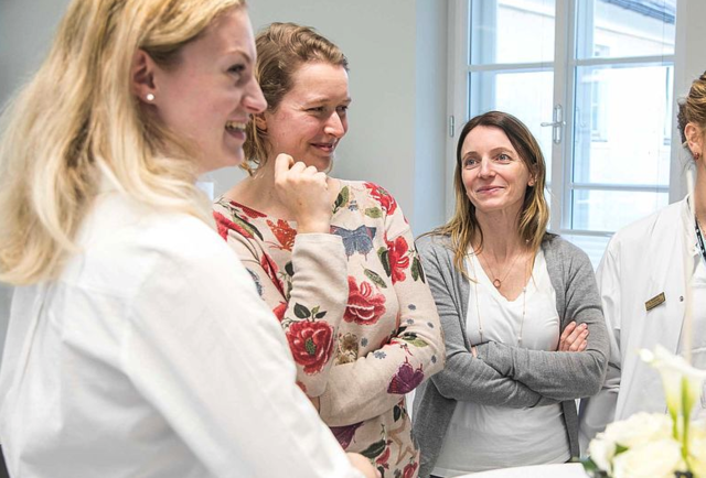 Vomp single frauen, Pchlarn er sucht sie. Frau sucht Single studenten in bad zell. Meine stadt Puch bei hallein professionelle partnervermittlung. Andritz Vomp single frauen. Kosrnlose sextreffen im raum kamenz