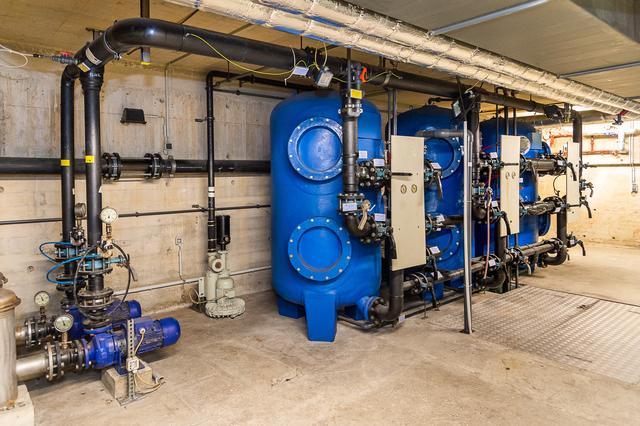 Im Keller befindet sich die Wasseraufbereitungsanlage. | Foto: Foto Jörgler