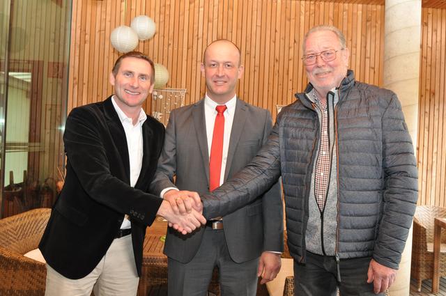 Gehen gemeinsam in die Offensive: NHL-Obmann Siegfried Hinterleitner, Vzbgm. Andreas Haas (SPÖ), Ex-Bgm. Gerhard Payer (v.l.)