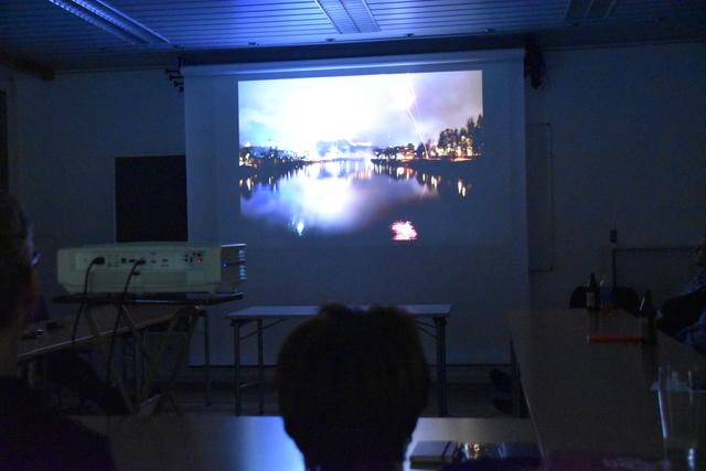 Die Mitglieder des ÖGB Fotoclub Kufstein treffen sich an jedem ersten und dritten Dienstag im Monat in den Klubräumen in der Georg-Pirmoser-Straße. Hier werden Fotos der Mitglieder präsentiert.  | Foto: Barbara Fluckinger