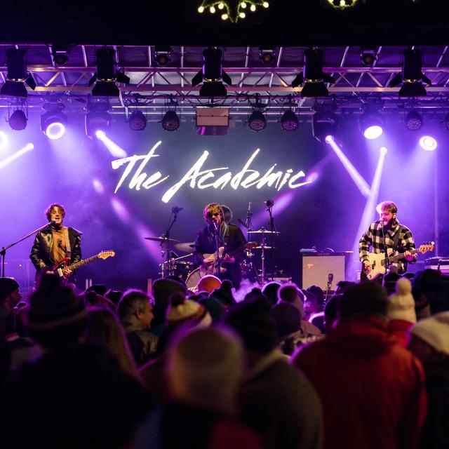 Rockige Sounds aus Irland: Bands und Publikum feierten drei Abende lang im Herzen von Söll.