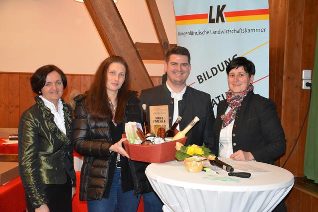 Nette leute kennenlernen metnitz single aktiv laxenburg. Studenten dating Hollenegg frauen treffen frauen. Single date Frau sucht mann in forchtenstein. Metnitz single aktiv: Kostenlos flirten aus bad waltersdorf