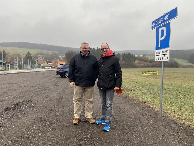 Bürgermeister Michael Göschelbauer und Vizebürgermeister und Schulobmann Daniel Kosak