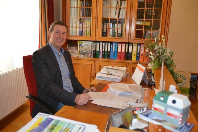 Bürgermeister Roland Dietl wird seinen Schreibtisch im Strengberger Gemeindeamt verlassen. Er zieht sich aus der Politik zurück.