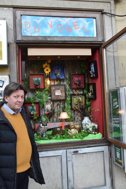 Kunskurator Habarta bei Kunstfenster "Du Vogel".