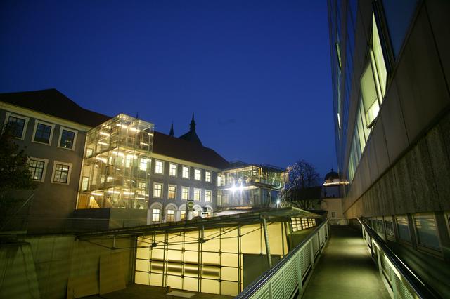 Das MuseumsCenter Leoben mit der Kunsthalle ist das Flaggschiff der zwölf Museen an der Steirischen Eisenstraße. | Foto: Freisinger