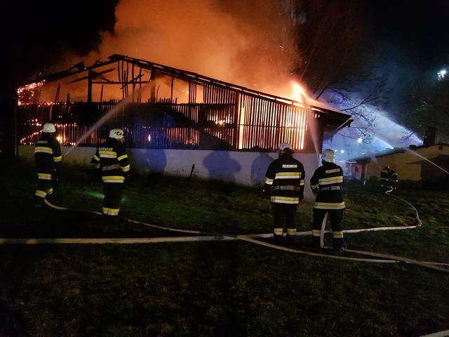 Das Stallgebäude in Eitweg wurde komplett zerstört.