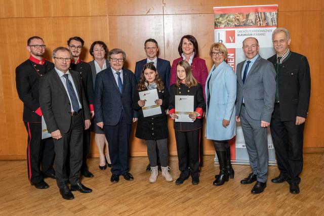 Die LeistungsabzeichenträgerInnen der Stadtkapelle Grieskirchen | Foto: Christoph Mühlböck
