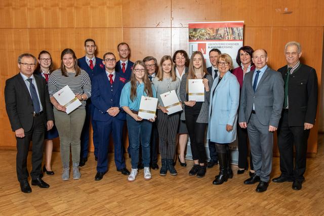 Die LeistungsabzeichenträgerInnen der Eisenbahnermusikkapelle Grieskirchen | Foto: Christoph Mühlböck