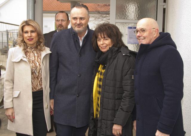 Hans Peter Doskozil wählte erstmals in Oberwart: Julia Jurtschak, Hans Peter Doskozil, Ilse Benkö und Georg Rosner