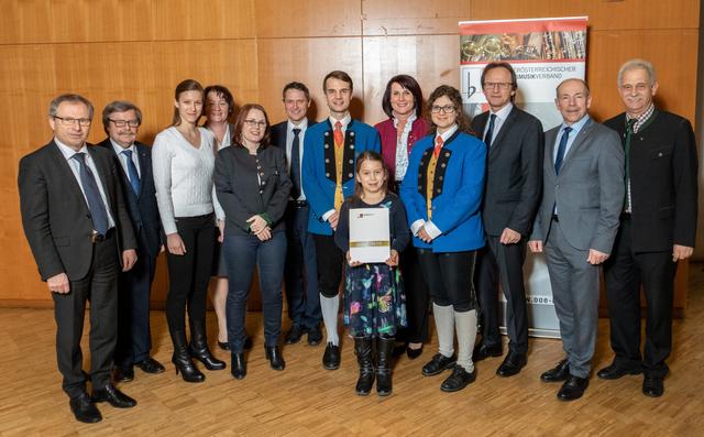 Die Leistungsträger und Vertreter der MMK Gallspach sowie der Gemeinde Gallspach bei der Verleihung der Musikerleistungsabzeichen durch den OÖ. Blasmusikverband | Foto: Christoph Mühlböck