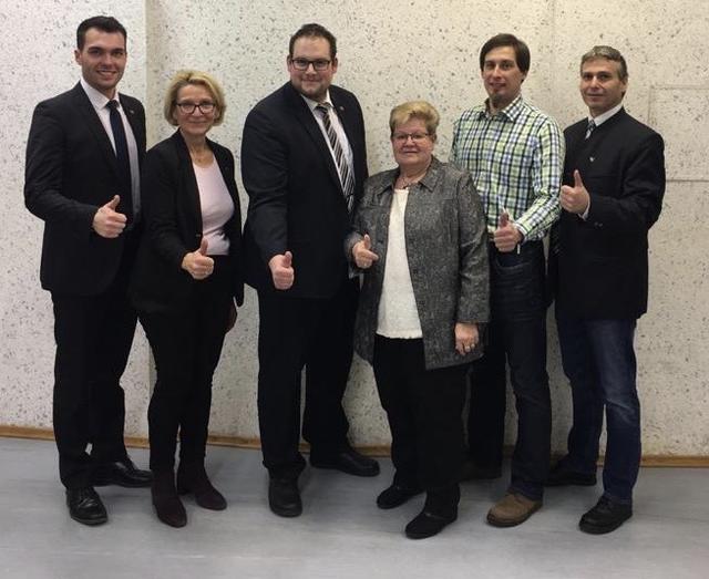 Freude bei der ÖVP nach dem Wahlergebnis in Neidling: Bürgermeister Stefan Klammer und sein Team wollen den Vorschusslorbeeren gerecht werden.
