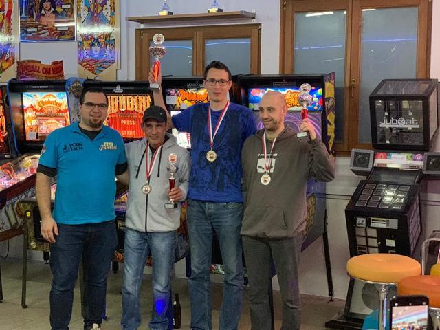 IFPA AUT CS Finale 2019 (vlnr. Riedler Stefan (FlippArena), 3. Sandor Varga, 1. Vid Kuklec, 2. Željko Vasic )
