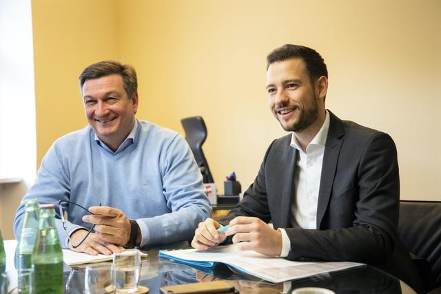 Im Wirtschaftsgespräch: ÖVP-Landesrat Sebastian Schuschnig (rechts) und Wirtschaftskammer-Präsident Jürgen Mandl