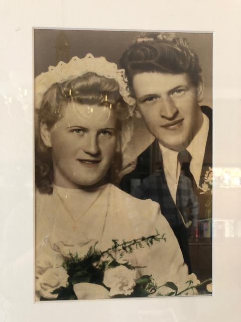 Das Hochzeitsfoto von Stephanie und Albert Zimmermann