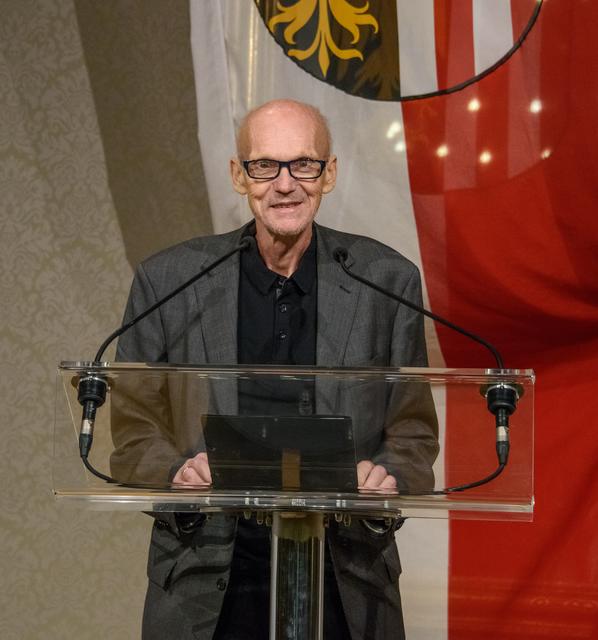 Hans Eichhorn erhält den Heinrich-Gleißner-Preis in der Kategorie Literatur. | Foto: Jack Haijes