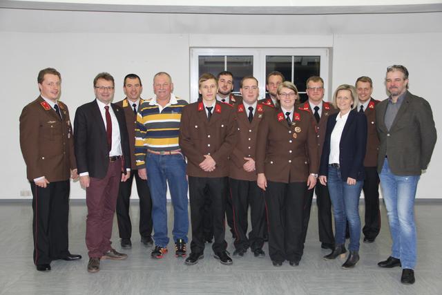 Gemeinsames Treffen bei der Jahreshauptversammlung der Feuerwache Rettenbach. | Foto: Freiwillige Feuerwehr Bad Ischl Hauptfeuerwache