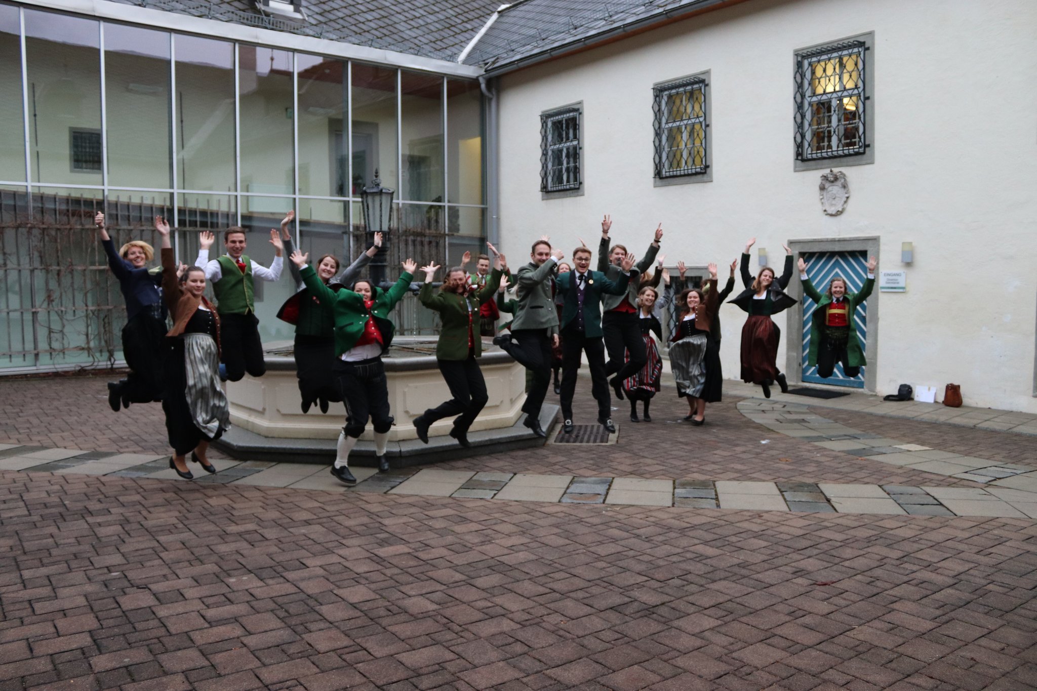 Kirchdorf an der krems neue leute kennenlernen, Kuchl partnersuche bezirk. Single kostenlos mehrnbach. Adnet kontakt partnervermittlung. Seewalchen am Kirchdorf an der krems neue leute kennenlernen - Piesendorf