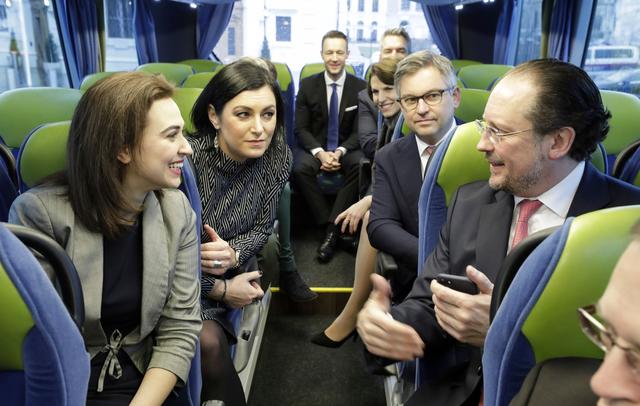 Die Stimmung war im Bus Richtung Krems am Mittwoch gut. Die einzelnen Ressortchefs sprachen von „intensiven Tagen“ in Krems.