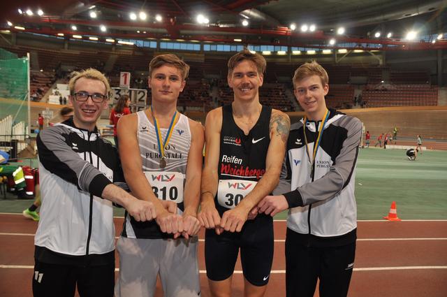 Erfolgreiche Purgstaller Athleten: Daniel Nowak, David Vogelauer, Michael Stulik und Roland Kalteis im Dusika-Stadion | Foto: Walter Mittendorfer