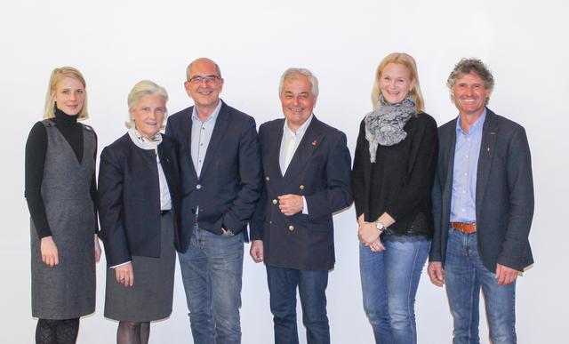 Das ergänzte TVB-Team: Viktoria Veider-Walser, Signe Reisch, Franz Gredler, Josef Burger, Katrin Schlechter, Josef Dagn.