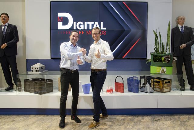 Mario Haidlmair und Stefan Hofmann freuen sich über ihr Joint Venture und sehen eine große Zukunft für die Digital Moulds GmbH | Foto: Haidlmair