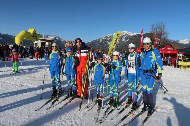 In Bad Mitterndorf: Alina Kerschbaumer, Felix Kerschbaumer, Andreas Goldberger, Niklas Kerschbaumer, Sarah Varga, Marie Varga, Bernd Varga | Foto: Bernd Varga