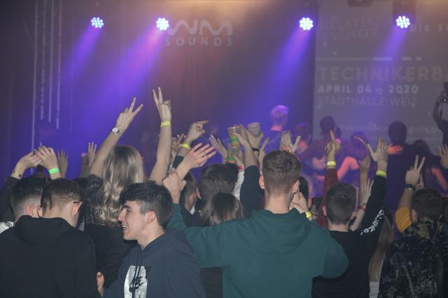 Party bis zum Morgengrauen war am Wochenende im Volkshaus Weiz angesagt.