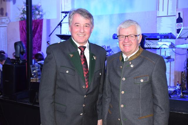 Weinbaudirektor Werner Luttenberger mit Anton Gumpl. | Foto: Eva Heinrich