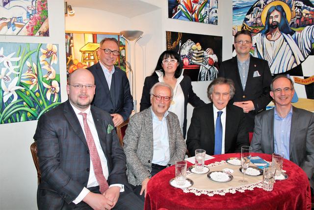 Philipp Jauernik, Josef Wiesinger, Hannes Swoboda, Georgia Kazantzidu, Emil Brix, Matthias Laurenz Gräff, Eric Frey  | Foto: Klaus Bergmaier 