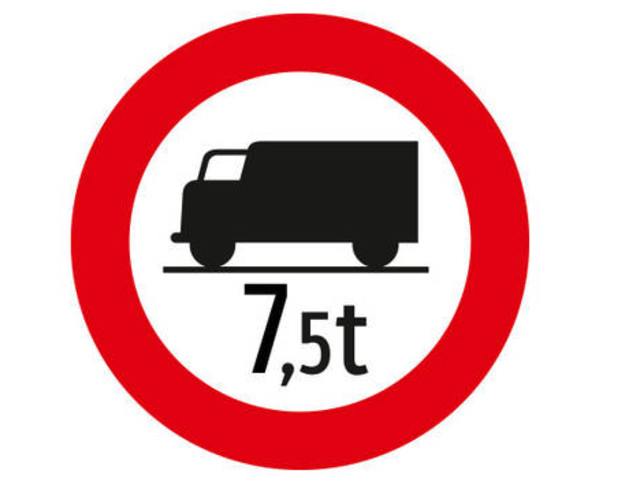 Auch am vergangenen Samstag gab es wieder zahlreiche Übertretungen gegen das LKW-Sonderfahrverbot an Samstagen auf der A12 und der A13.