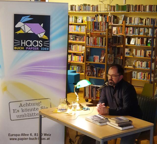 Robert Preis gab gruselige Kostproben | Foto: Buchhandlung Haas
