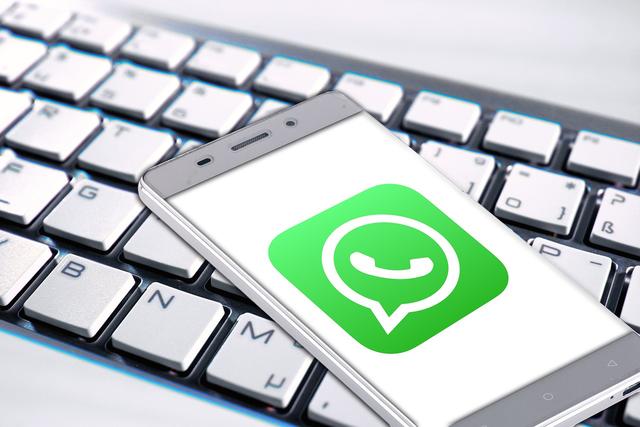 Immer wieder werden TirolerInnen Opfer von WhatsApp-Betrug. Mit dem Versenden eines WhatsApp Codes verliert man den Zugriff auf sein WhatsApp-Konto. | Foto: pixabay/geralt