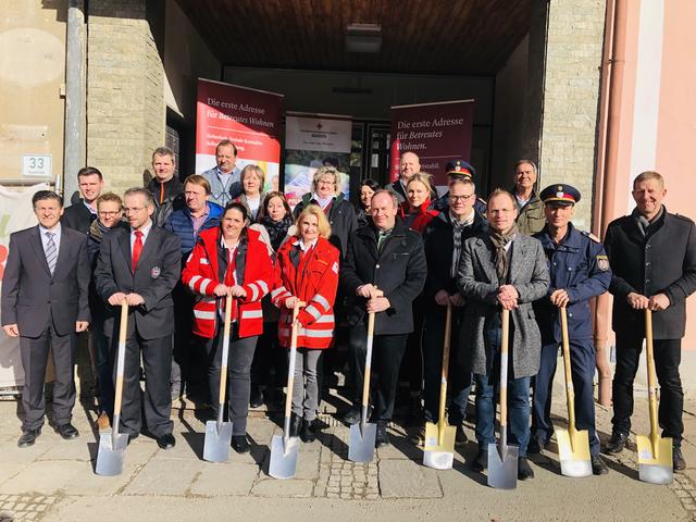 Symbolischer Spatenstich für Betreutes Wohnen in Obdach. | Foto: Verderber