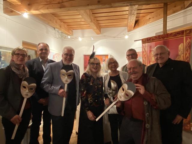 Margarete Maron, Josef Friedl, Paul Horsak, Silvia Schweighofer, Monika Dorninger, Karl J. Mayerhofer, Hans Mayer und Hans Hell in der Galerie M in Kirchstetten
 | Foto: kkk kulturkreiskirchstetten