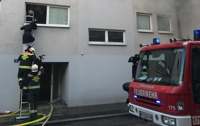 Beim Einsatz in Hernals wurden 25 Personen gerettet.