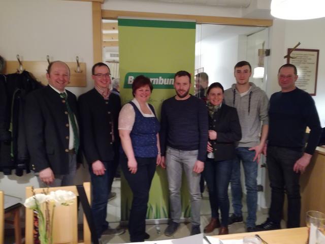 Vorstand Bauernbund Schlierbach mit BBO Andreas Ehrenhuber und  NR Bettina Zopf