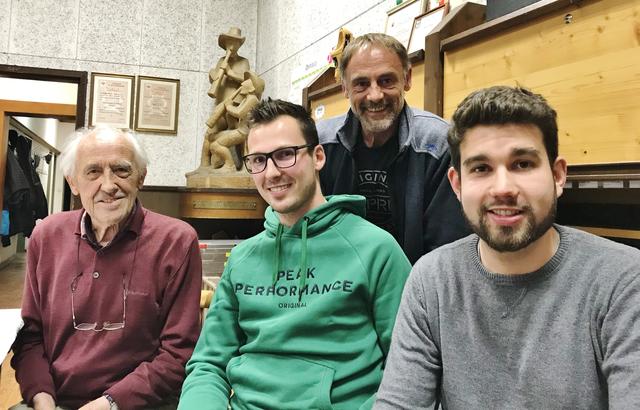 Ehrenkapellmeister Tobias Trost, der neue Kapellmeister Marco Rainer, Alt-Kapellmeister Markus Lukasser und Obmann RenèWibmer (v.l.) bei der Vollversammlung. | Foto: MK Matrei